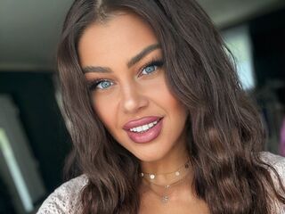 naughty camwhore AmidaChris