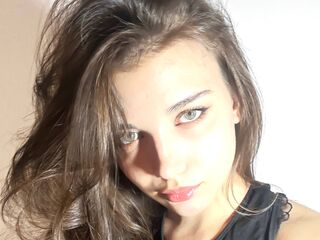 live teaser webcam BriandaLudwic