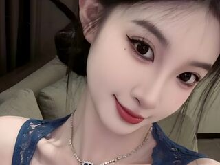 webcam girl ClaraElla