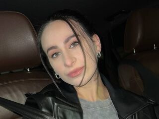 girl showing tits DominikaFires