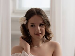 camgirl masturbating with dildo DorothaHiles