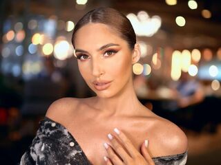 flirt chat room EllieSin