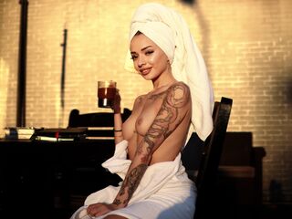 camgirl webcam photo KayaBelle