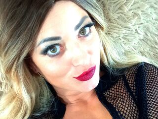girl cam sex LionessoneForu