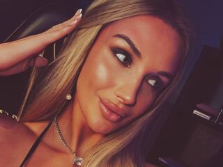 webcamgirl video chat MeganHamillton