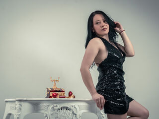 topless webcamgirl SamNova