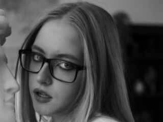 sex web cam chat room SheliaEdwards