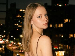 livecam sex SophiePeachy