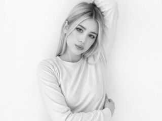 camgirl webcam sex pic ZaraVelvettt