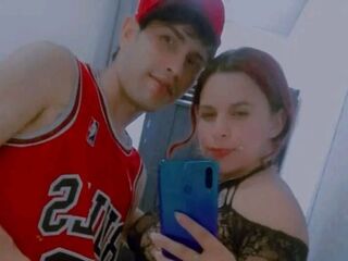 kinky webcam couple live show AlexandEstrella