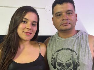 kinky webcam couple liveshow AmyandAlan