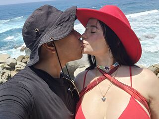 live webcam sex chatroom NahomiAndLeo