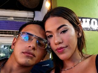 adult videochat room SophiaAndEthan