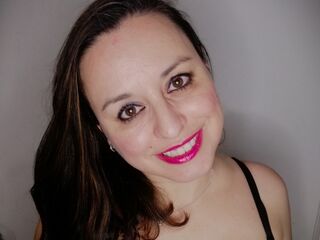 camgirl webcam AdelaAlbaNatural