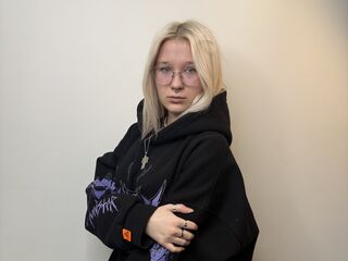 camslut naked AdelinaCostanti