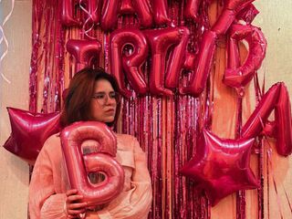 camgirl porn AdinaBoas