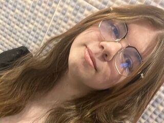 extreme cam video AminaBlooms