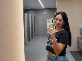 webcam chat room AnitMiller