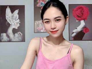 camgirl masturbating with sex toy AnnaRin