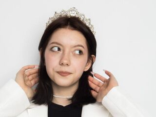 masturbating girl ArielleTewell