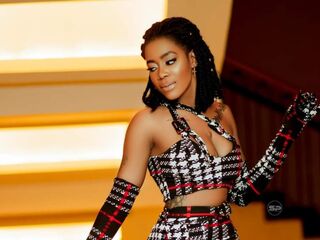 cam strip tease BrinahWells