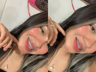 free chatroom CamilaFezz