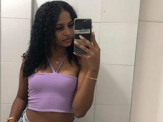 beautiful camgirl CamilaHank