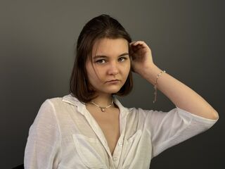 cam girl chatroom CaritaMattox