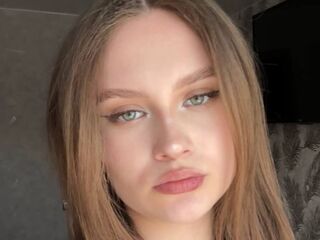 kinky cam CarylonPreis