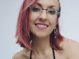 naked webcamgirl CataMoreno