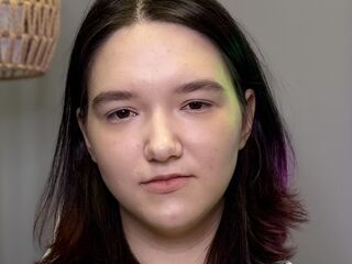 fingering cam slut CecilleBonavita