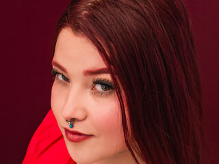 topless camgirl CelesteVertusk