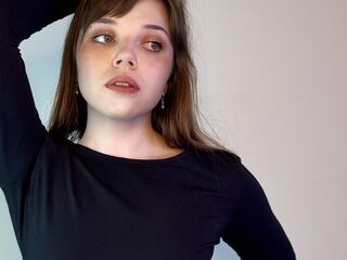 webcam striptease ChrissyHolgerson