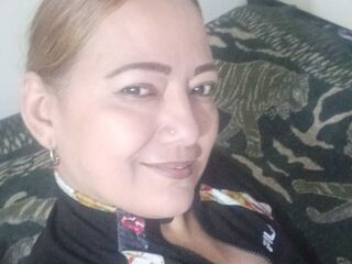 cam girl spreading pussy ClauTaylor