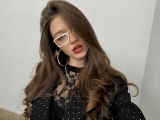 camgirl fingering shaved pussy ClementinePembe