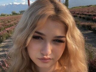 camwhore CloudyFox