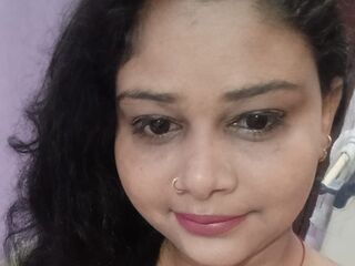 livesex video CurvySoniya