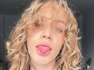 cyber sex chat room DaniaGanis