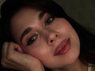 hot striptease cam DetraAffleck