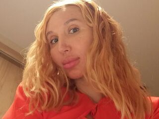 mastubating web cam girl ElenaVirtik