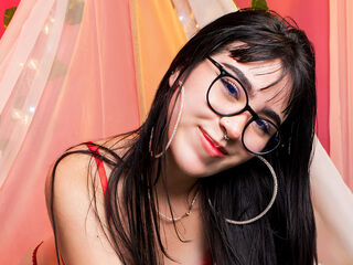 sexy webcamgirl ElieConor