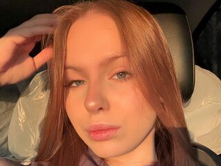shaved pussy webcam ElizaBless