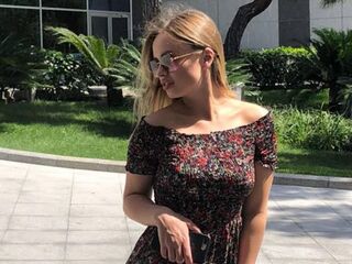 free videochat EmileeBeyale