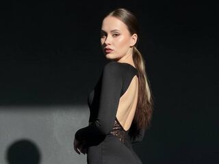 sexy camgirl picture EmilyGiffin