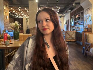 webcamgirl chatroom EmilyGreek