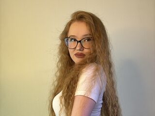 naughty camgirl masturbating with vibrator EpifaniaRalls