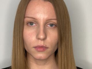 nude webcam girl picture FawnTobin