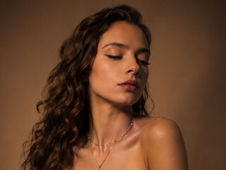 cam girl fingering FranLeveille