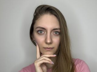 beautiful girlcam GenevaAndrode