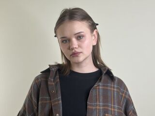 webcam babe chatroom HeikeGraciano